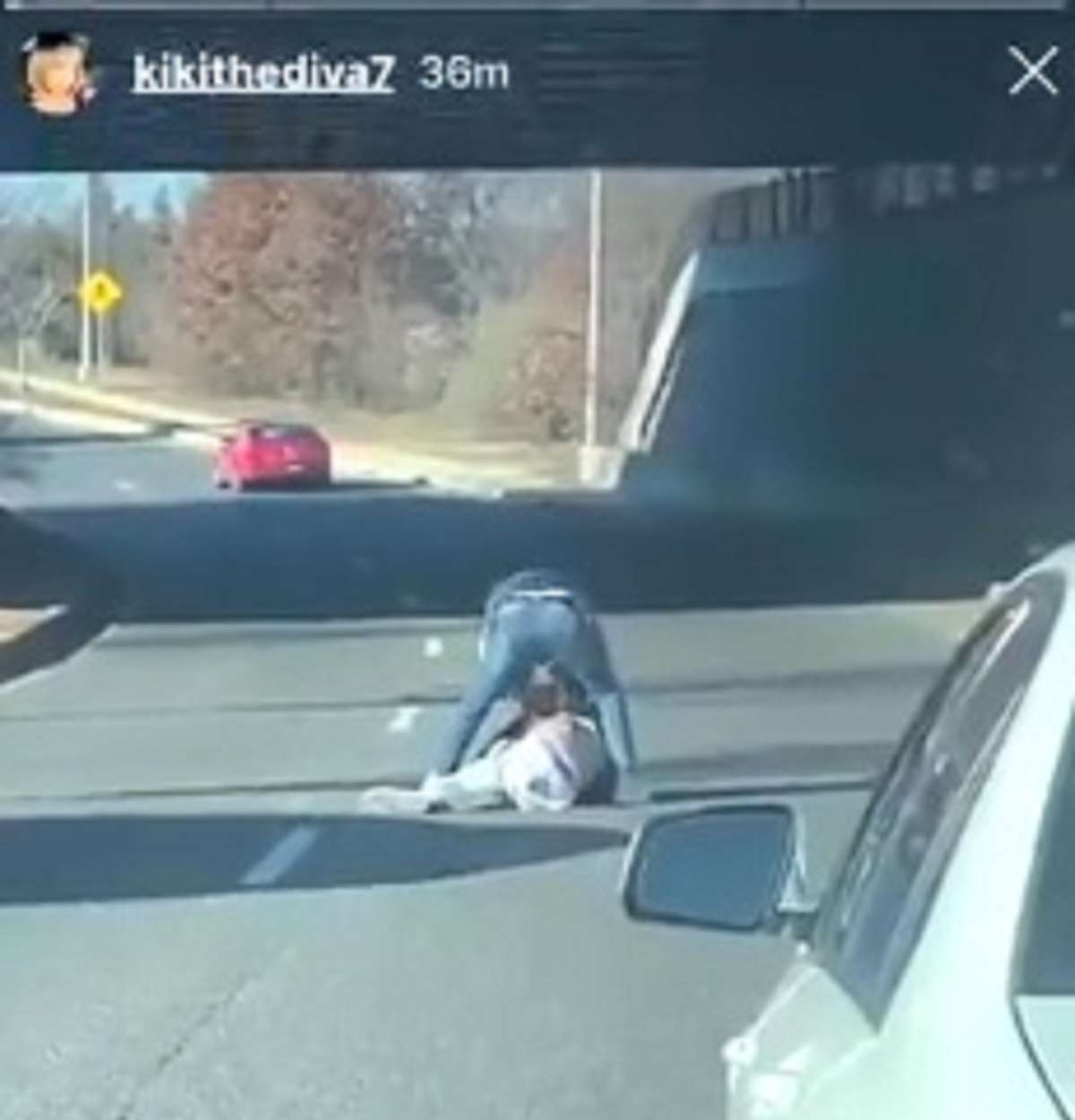 Former NBA Player Delonte West Seen Getting Beat Up and Stomped Out In Middle of Street and Arrested