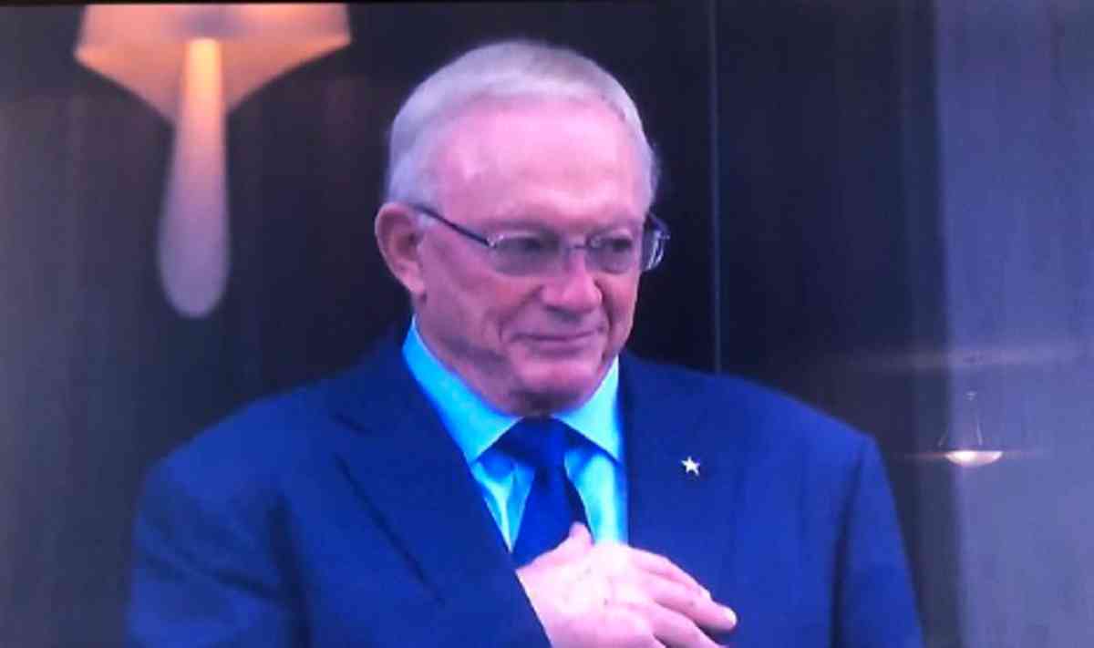 Jerry Jones Face Reaction to Dontari Poe kneeling during National Anthem