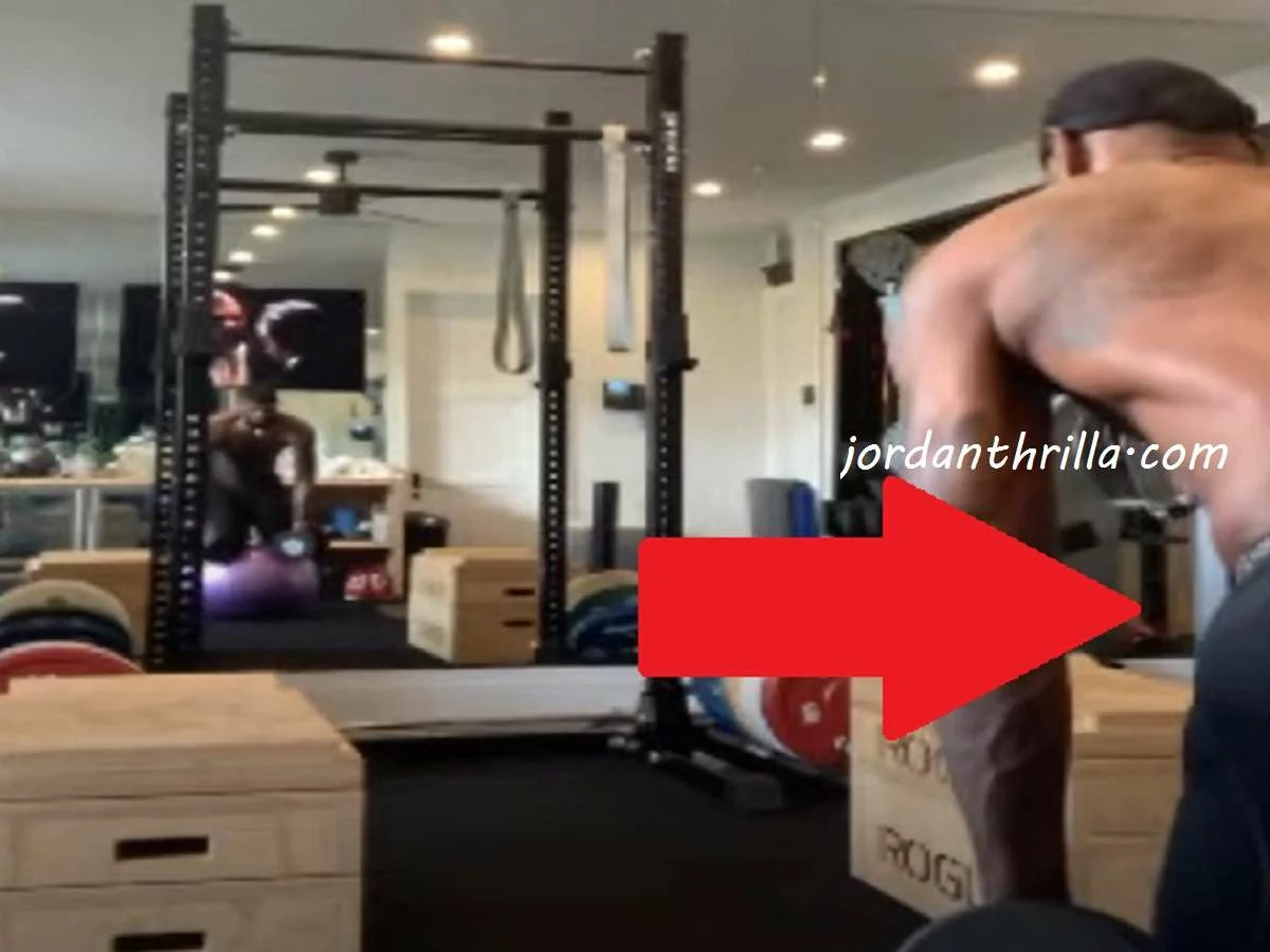 Lebron James Butt Goes Viral After Video of Lebron Working Out with His Daughter Zhuri in Gym