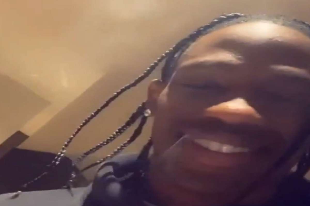 Travis Scott Pledges to Pay for 5 College Students Tuition But There is One Small Catch