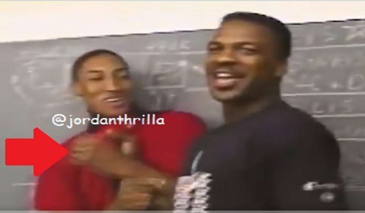 Charles Oakley Bullying Scottie Pippen his Rookie Year to Give Him the Rookie Treatment Goes Viral
