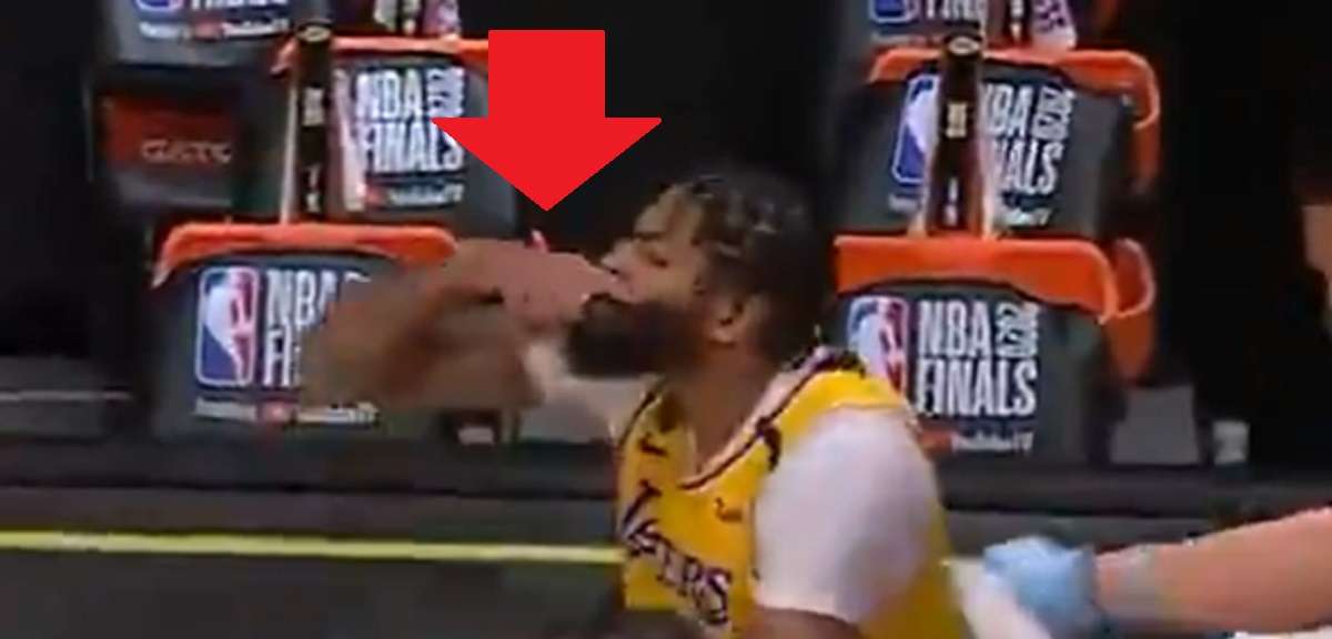 Anthony Davis Smelling His Finger makes Anthony Davis' NBA Finals Shot Chart Goes Viral