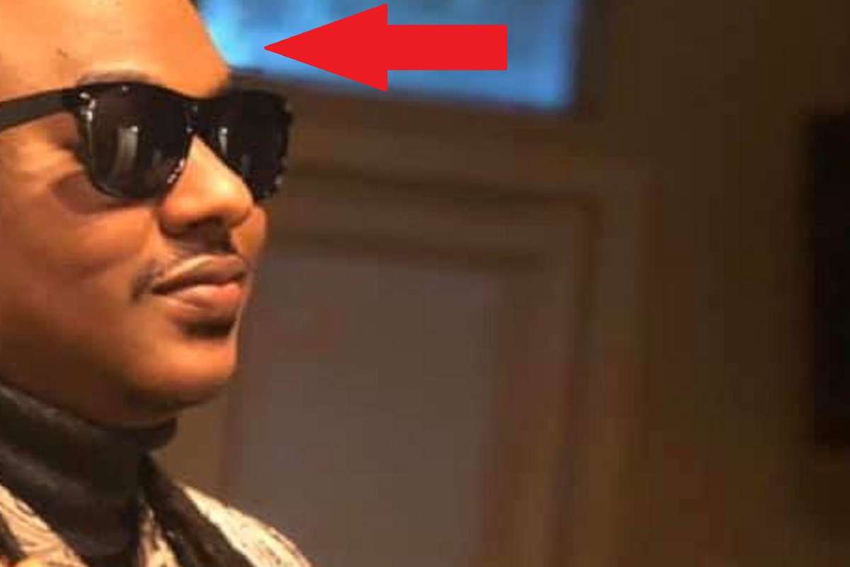 Carmelo Anthony Dresses as Stevie Wonder for Halloween but Costume Looks really Bad and Cheap