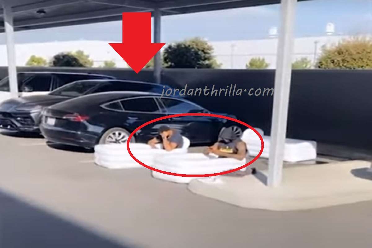 Lebron James and Anthony Davis Take a Bath in Parking Lot of Lakers Facility