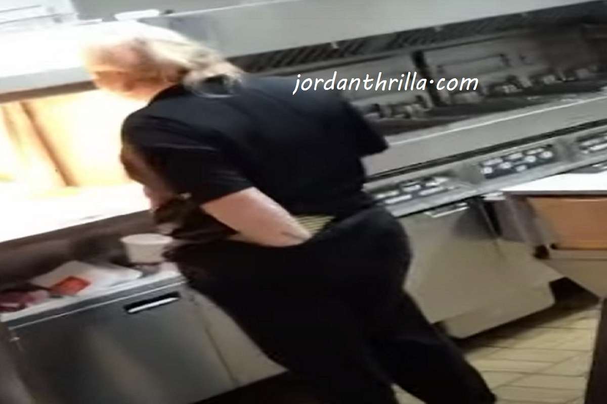 McDonalds Worker Caught Digging in Butt Before Using Her Hand to Serve Fries to Customer