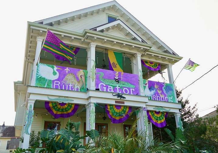 yardi gras decorations on mardi gras