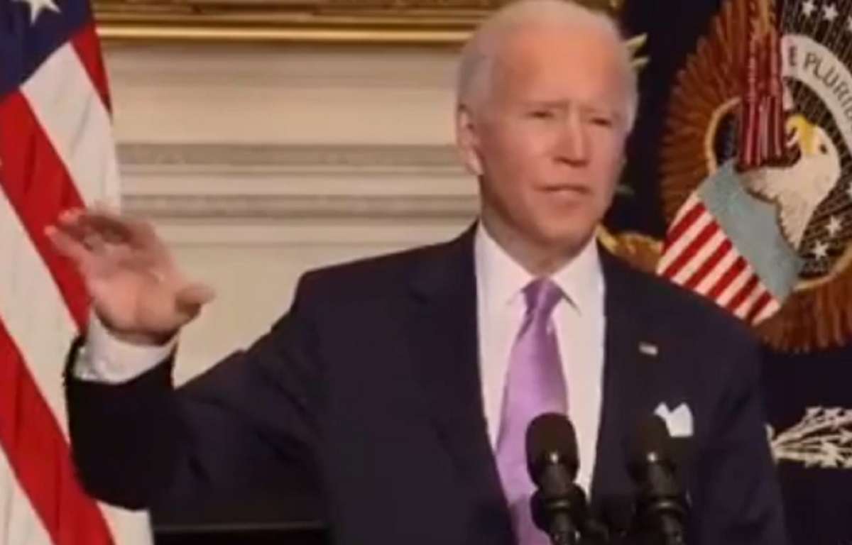 Joe Biden saying 600 million vaccine doses for 300 Americans