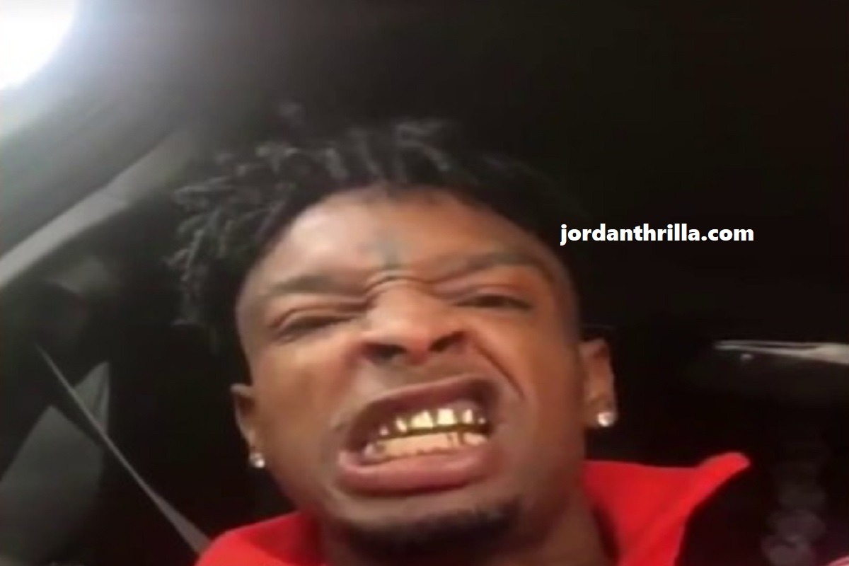 21 Savage Removes Grill, Shows Off New Smile