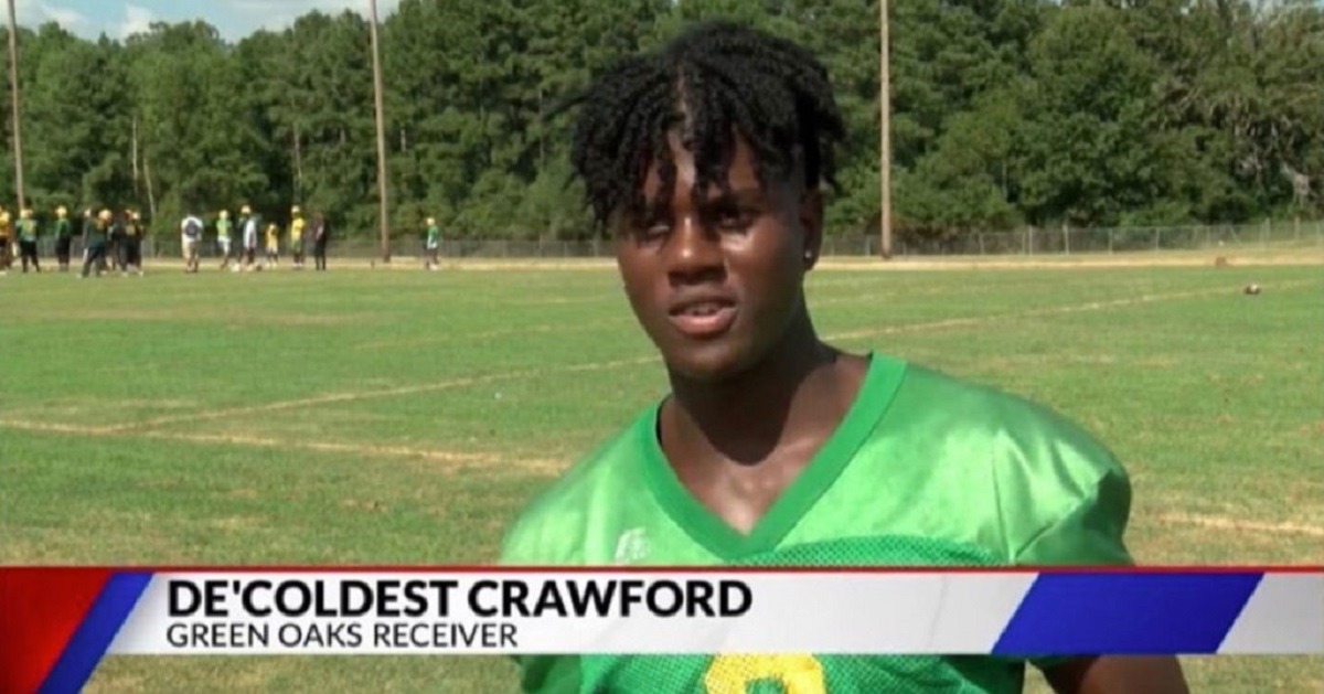 Man With Viral Name De’Coldest ToEvaDoIt Crawford Is Now NFL Bound