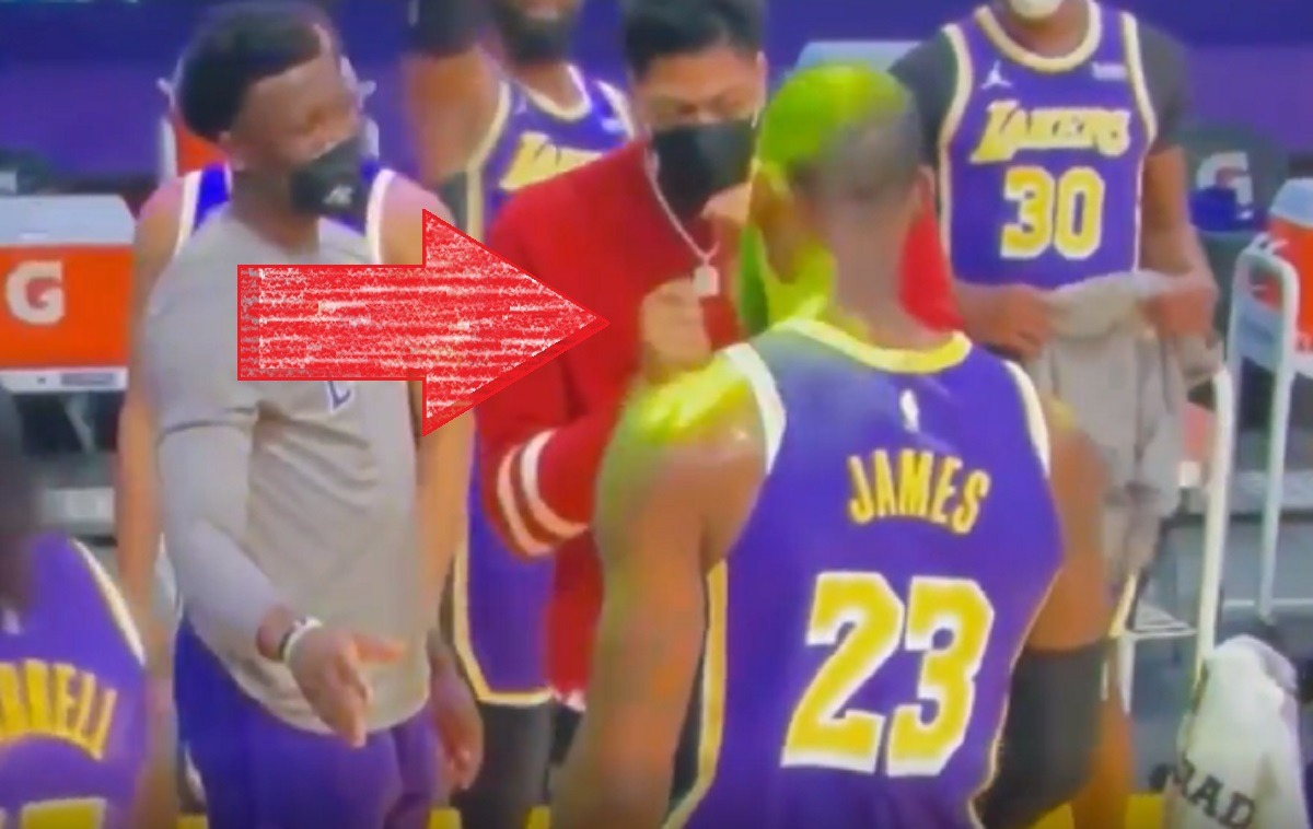 Anthony Davis and Lebron James Smoke Fake Blunt Then Stomp Out Hornets Pack During Charlotte vs Lakers