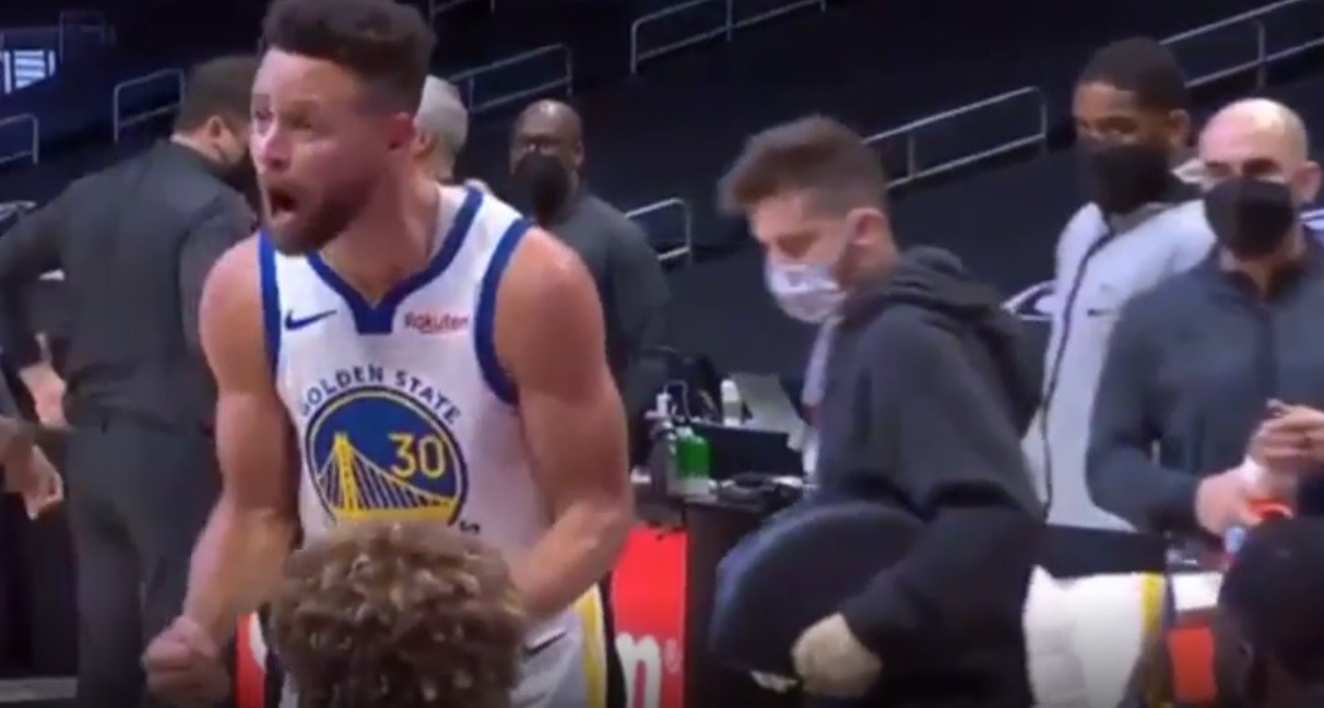 Stephen Curry Goes Crazy Yelling At His Team During Timeout of Warriors Blowout Loss to Clippers