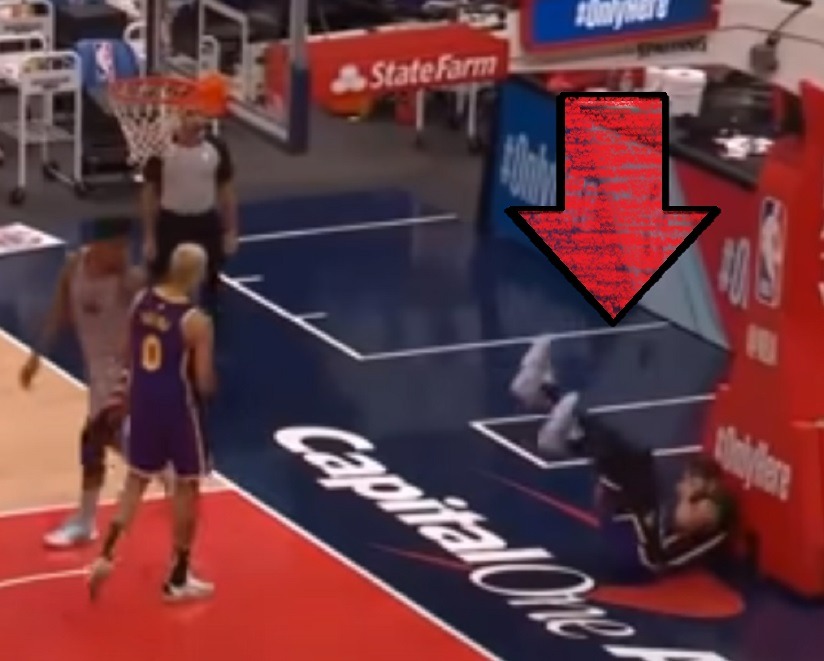 Rui Hachimura Almost Breaks Anthony Davis Nose By Dunking On Him During Lakers vs Wizards. Rui Hachimura punched Anthony Davis in the face and dunked on him all at the same time