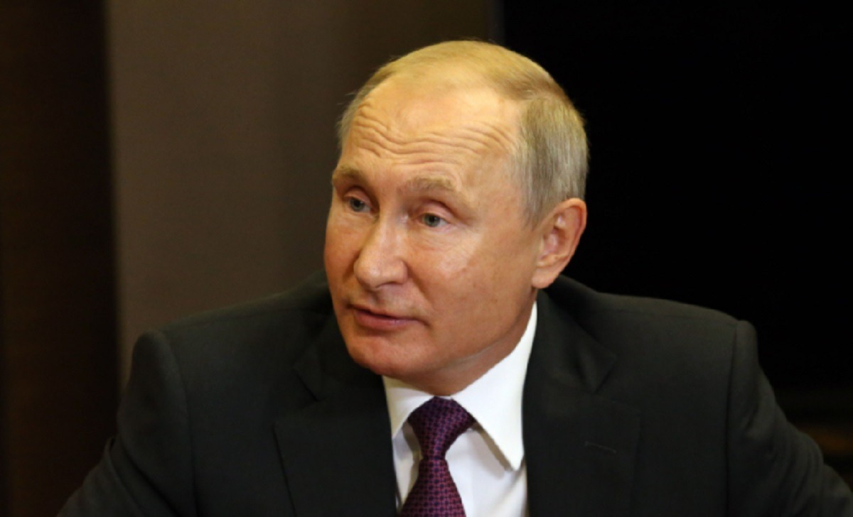 Vladimir Putin Supervillain House in Sochi Russia Goes Viral