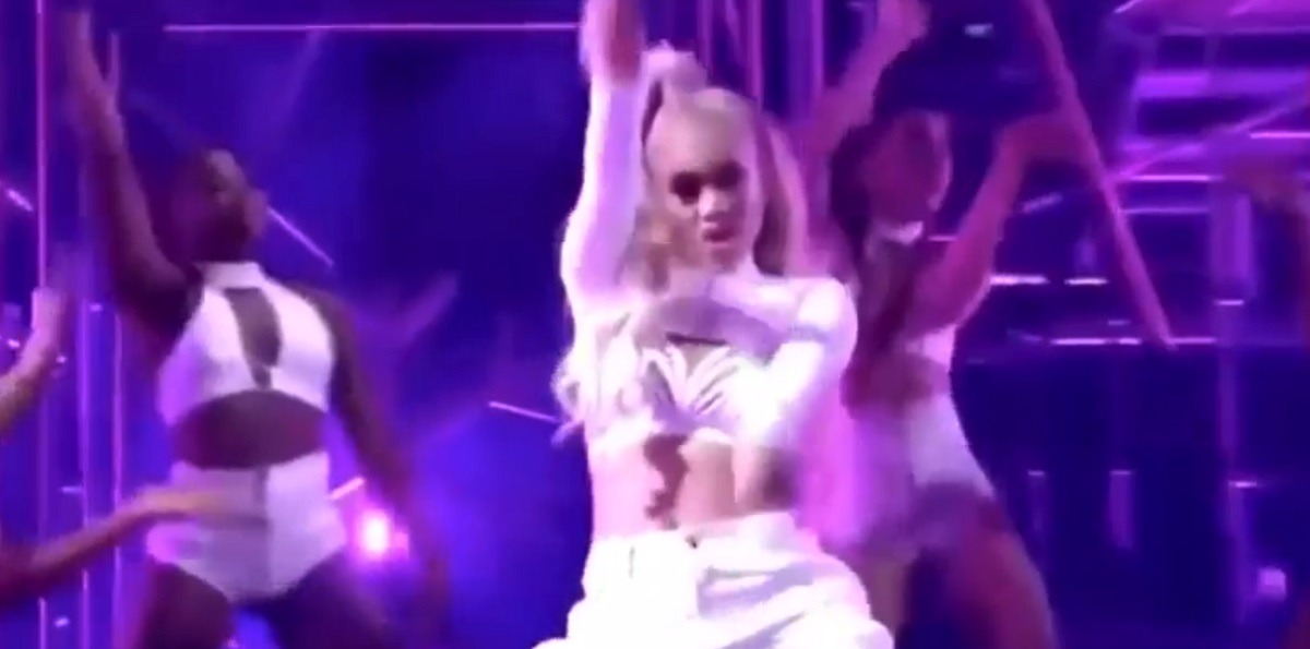 Saweetie Goes Milli Vanilli: Saweetie Caught Lip Syncing During "Best Friend" Performance with Doja Cat