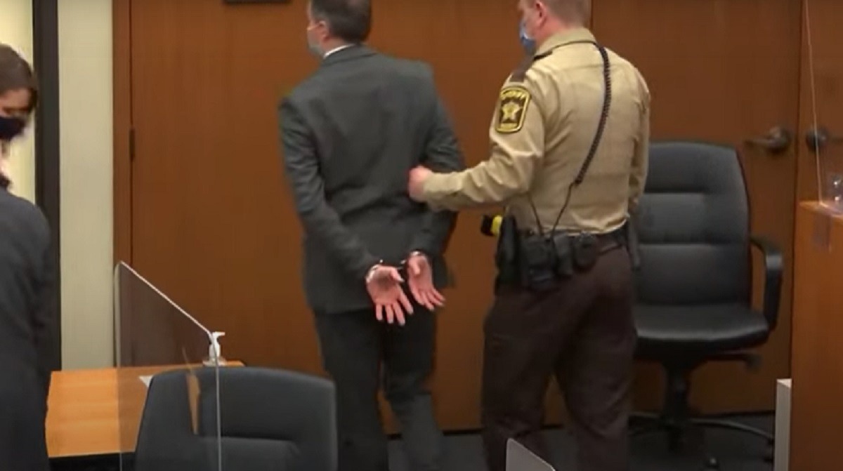 Video of Derek Chauvin Beating Up 14 Year Old Black Kid with Flashlight Then Grabbing his Throat Under Criminal Investigation. Video of Derek Chauvin Beating Up 14 Year Old Black Kid with Flashlight Then Kneeling On Him for 17 Minutes Until He Passes Out