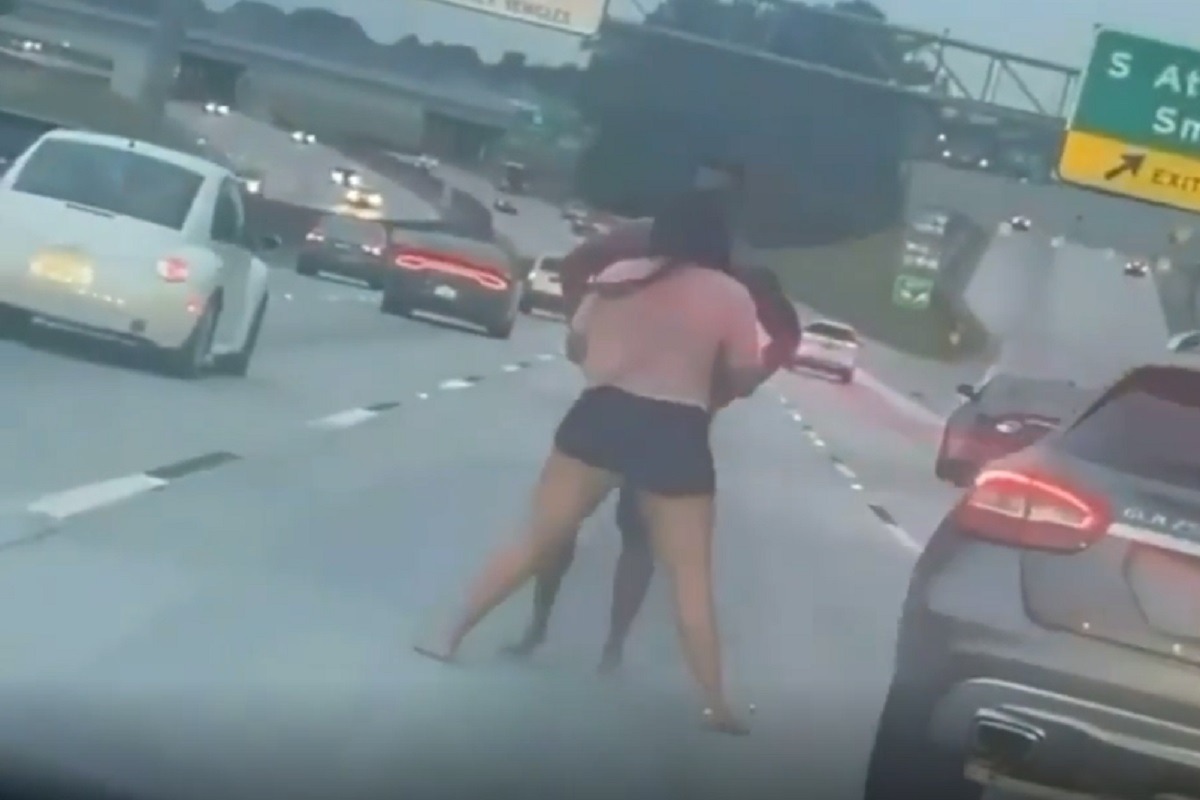 Drugged Out Atlanta Couple Blocks Highway While Kissing In Viral Video