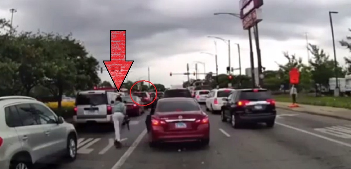 Chicago Dashcam Records Chicago Goons Machinegun Shootout Ambush Fail on Highway in Southside