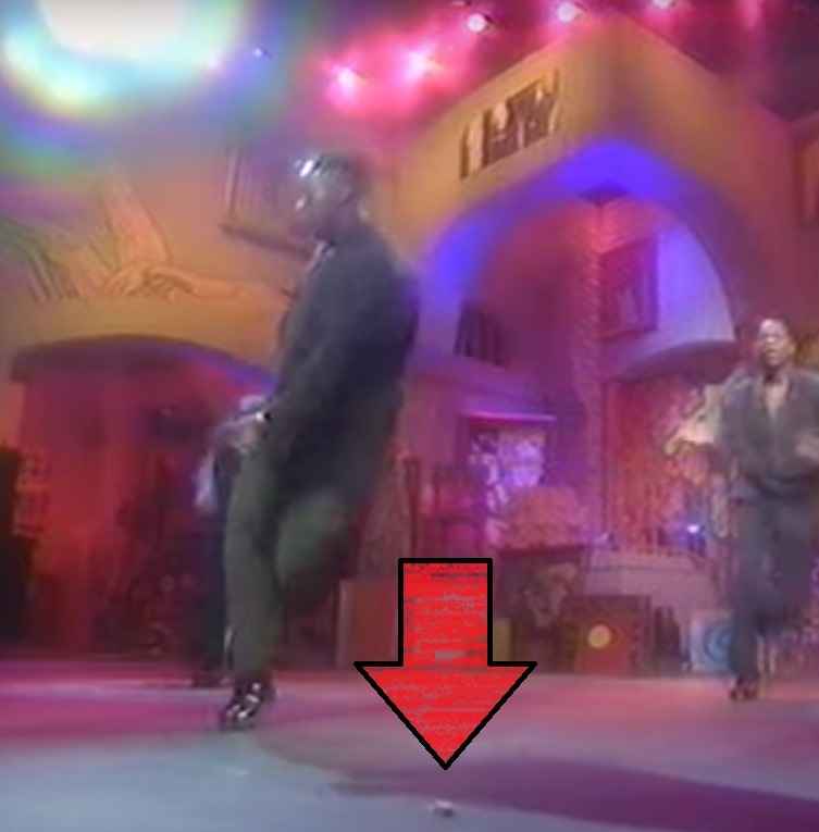 Did Bobby Brown Drop Cocaine On Stage on Live TV during 1989 VMA Performance? Bobby Brown drops coke on stage during VMA performance in 1989