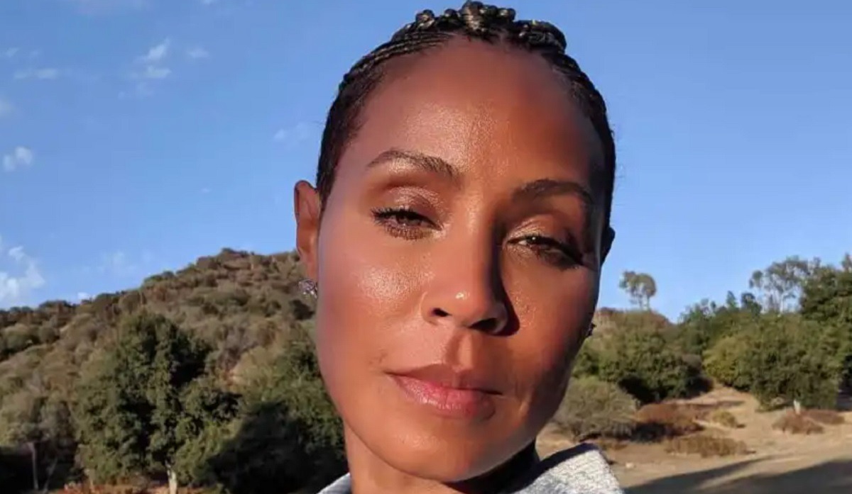 Was Jada Pinkett Smith a Pedophile? New Conspiracy Theory Alleges Jada Pinkett Smith Slept With an Underaged Rapper in 1993. Kriss Kross Chris Kelly smashed Jada Pinkett Smith when he was 14 years old.