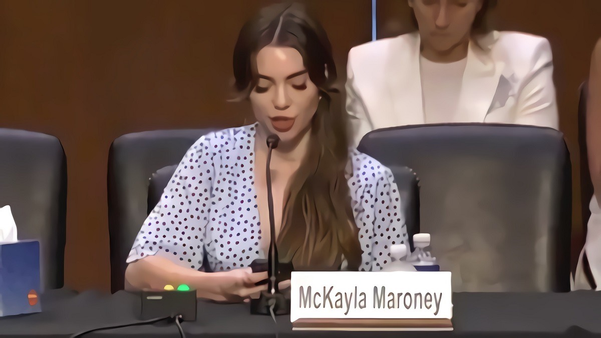 Was FBI Protecting Larry Nassar? McKayla Maroney Accuses Jay Abbott and FBI of Ignoring Her Abuse Claims About Larry Nassar in 2015