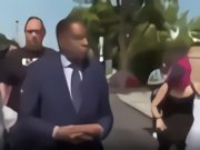 Racist White Woman Wearing Gorilla Mask Attacks Larry Elder With Egg and Punches His Staffers in Venice California