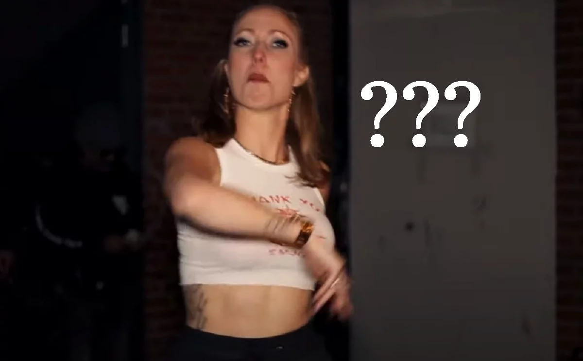 Who Is the White Woman Rapping in 'T-T-T-T-T Twerk Like It's My Last Day on Earth' Music Video? The white woman rapping "T-T-T-T-T Twerk Like It's My Last Day on Earth" is rapper Ame Bibabi, on her new song "Chin up High"