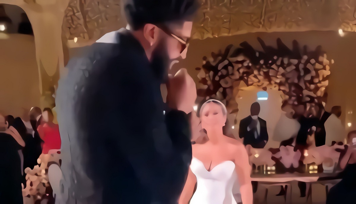 Anthony Davis Singing Dru Hill 'Never Make a Promise' To His Wife After Getting Married at Wedding Goes Viral