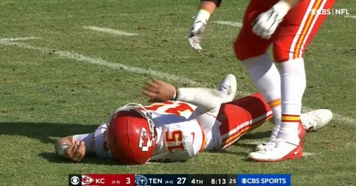 Slow Motion Footage shows Patrick Mahomes Almost Broke His Neck After Knee to Head Injury During Chiefs vs Titans. Details Patrick Mahomes almost paralyzed after neck bent taking knee to head from Jeffery Simmons. Details of How Patrick Mahomes Almost Broke His Neck Taking a Knee to the Head. Social media reactions to Patrick Mahomes knee to head neck injury.