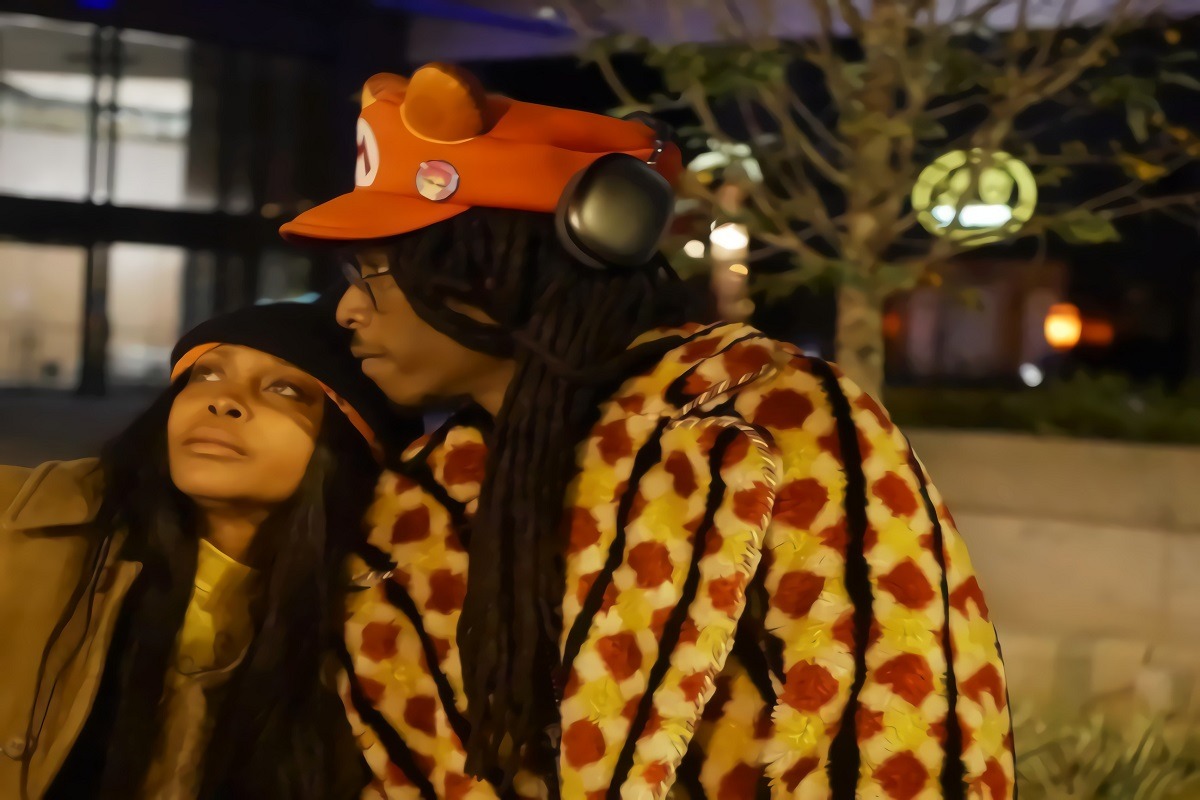 People are Shocked 50 Year Old Erykah Badu is Marrying a 27 Year Old Man Almost Same Age as Her Son