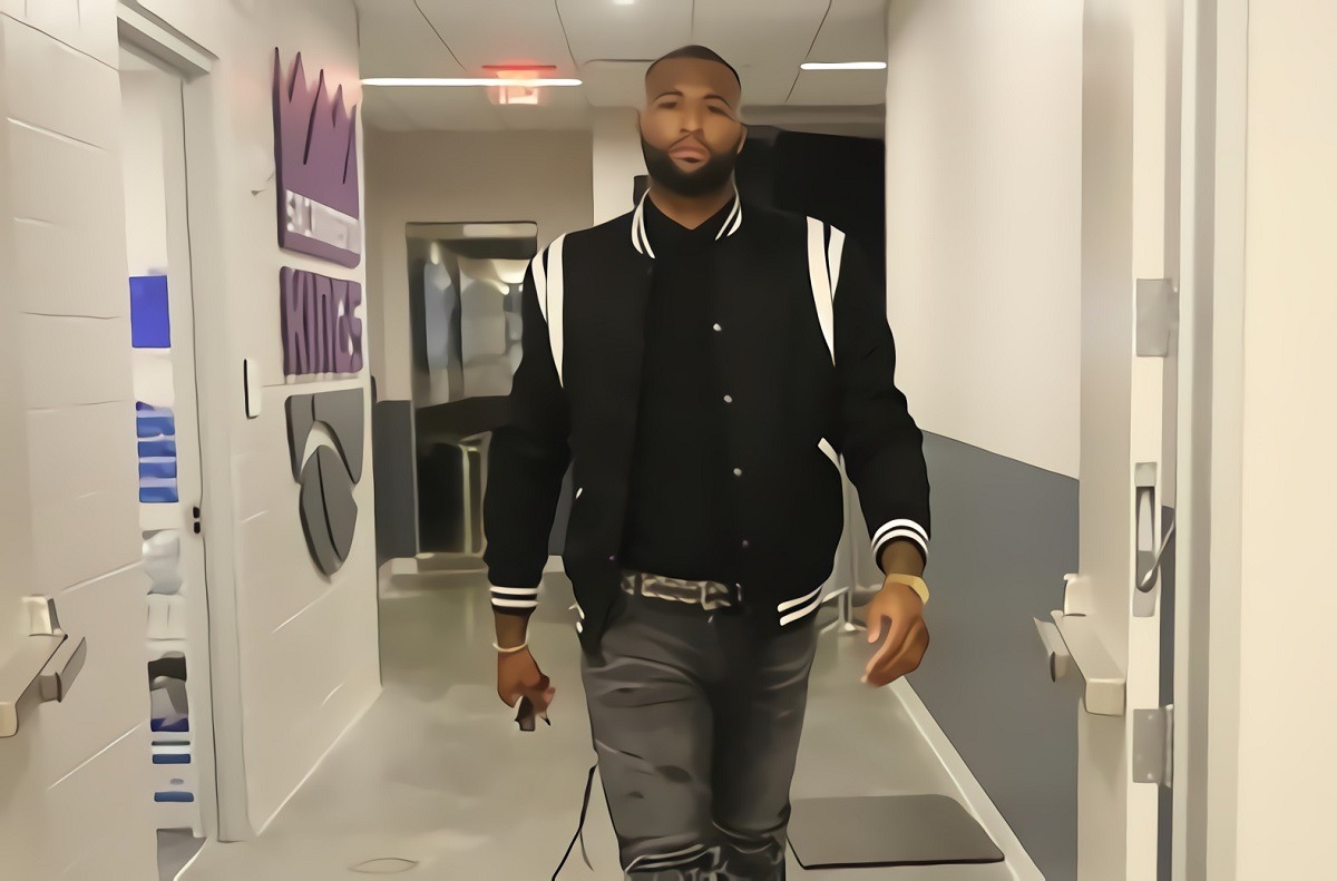 Details on Demarcus Cousins Signing With Denver Nuggets in Landmark Deal. Details About Nuggets Signing Demarcus Cousins to Landmark Deal