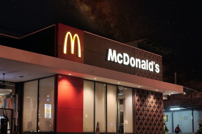 adrien-broner-mcdonalds-fight