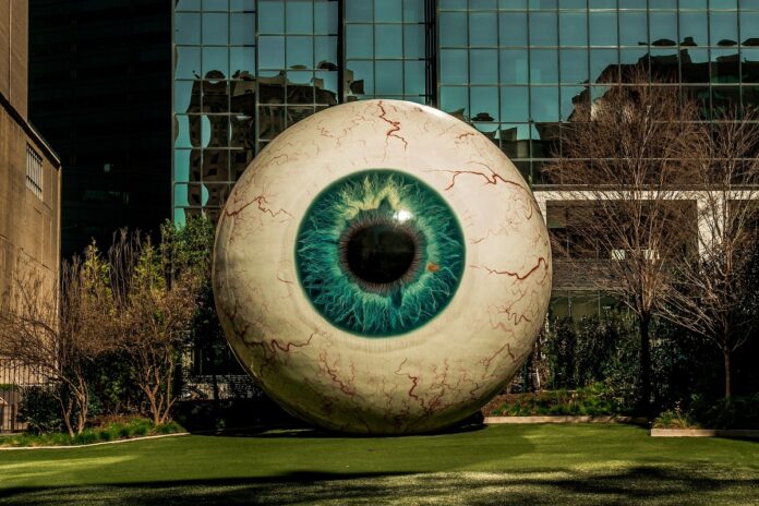anthony-davis-eyeball-picture