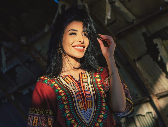 arab-woman-encouraging-black-men-to-marry-them