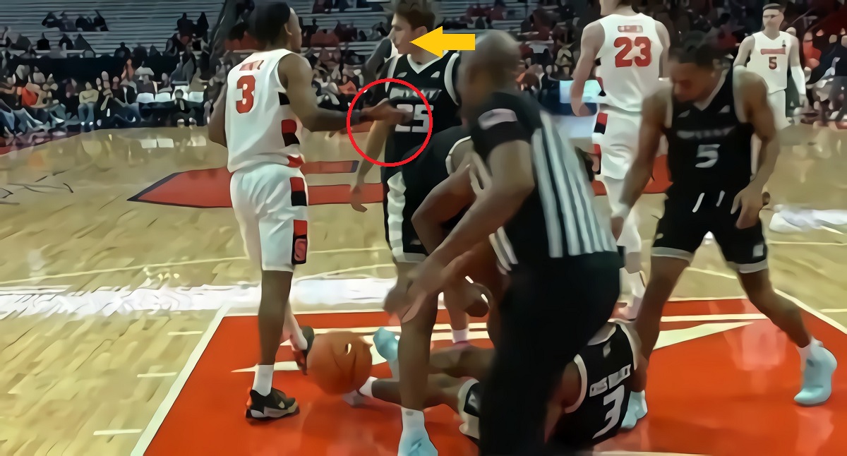 The Players and Team Staff Ejected for Fight During Bryant vs Syracuse after Judah Mintz Slaps Doug Edert Then Gets Slapped Back