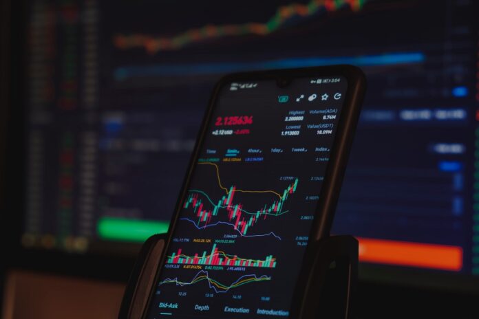 coindesk-black-employee-fired-isaiah-jackson-ftx-conspiracy-theory