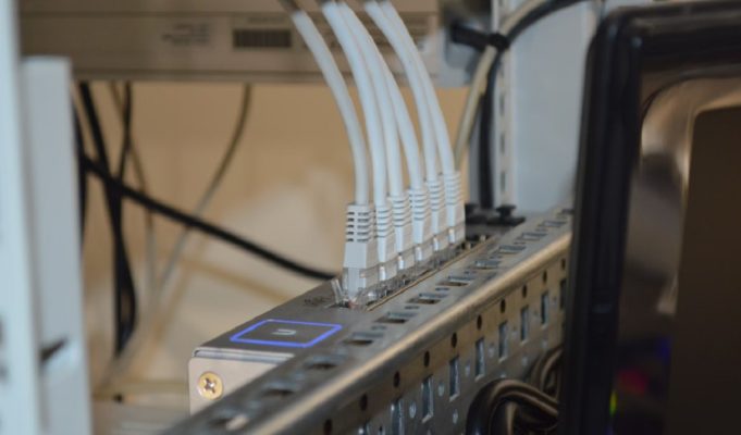 Why Did Comcast Charge $27,000 for Internet Service to a Seattle Washington Couple?