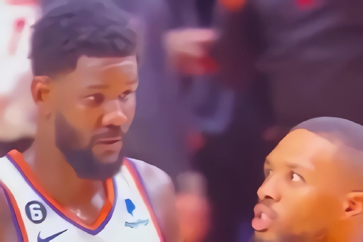 What Did Damian Lillard Really Say to Deandre Ayton at Free Throw Line Before He Missed Free Throws?