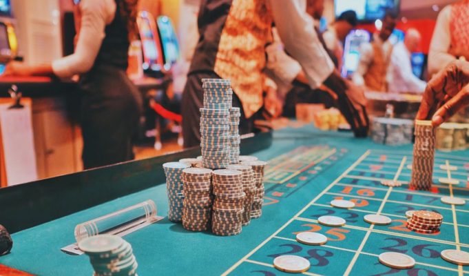 Is Drake Battling Gambling Addiction? New Livestream Fuels Conspiracy Theory Involving a Drake Gambling Problem