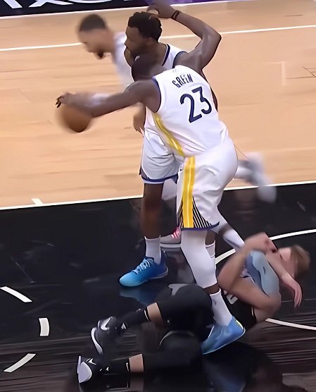 Draymond Green Stomps on Domantas Sabonis Then Almost Fights a Fan Who Flipped Him Off in Chaotic Ejection Sequence