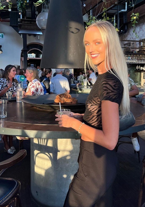 Annabelle Knight aka Reisjenni OnlyFans Leak? Details on How the Leak made OnlyFans Model Annabelle Knight Get Fired from Her Prestigious Job