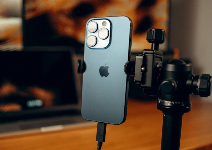 iphone on tripod camera