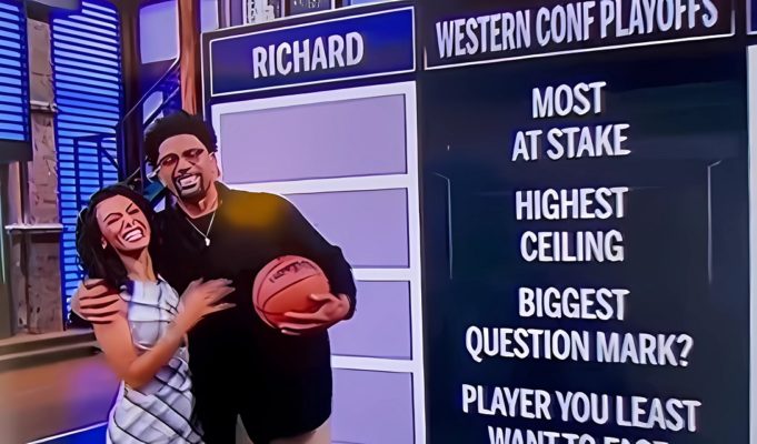 jalen-rose-finger-armpit-malika-andrews