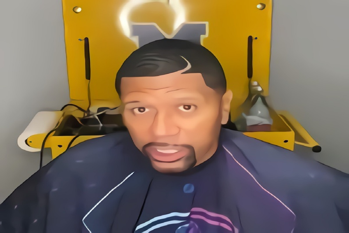 Jalen Rose Spray Paint Hairline Goes Viral After "Game Day Crisp" Video