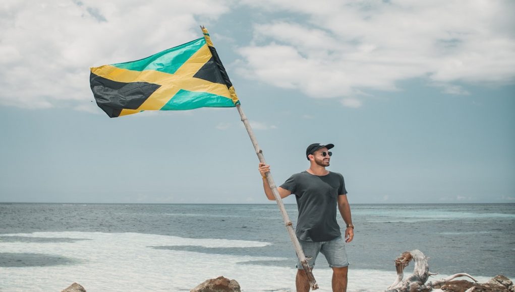 jamaicans-banned-from-jamaican-beaches