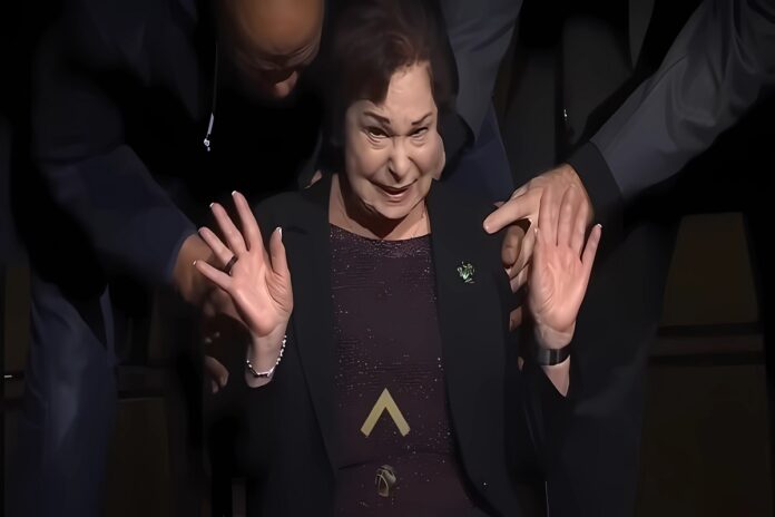 jerry-krause-wife-thelma-crying-7