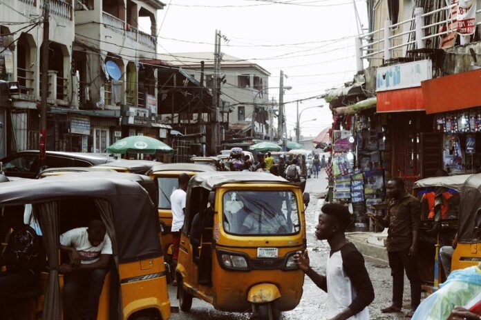 kai-cenat-security-in-nigera-5