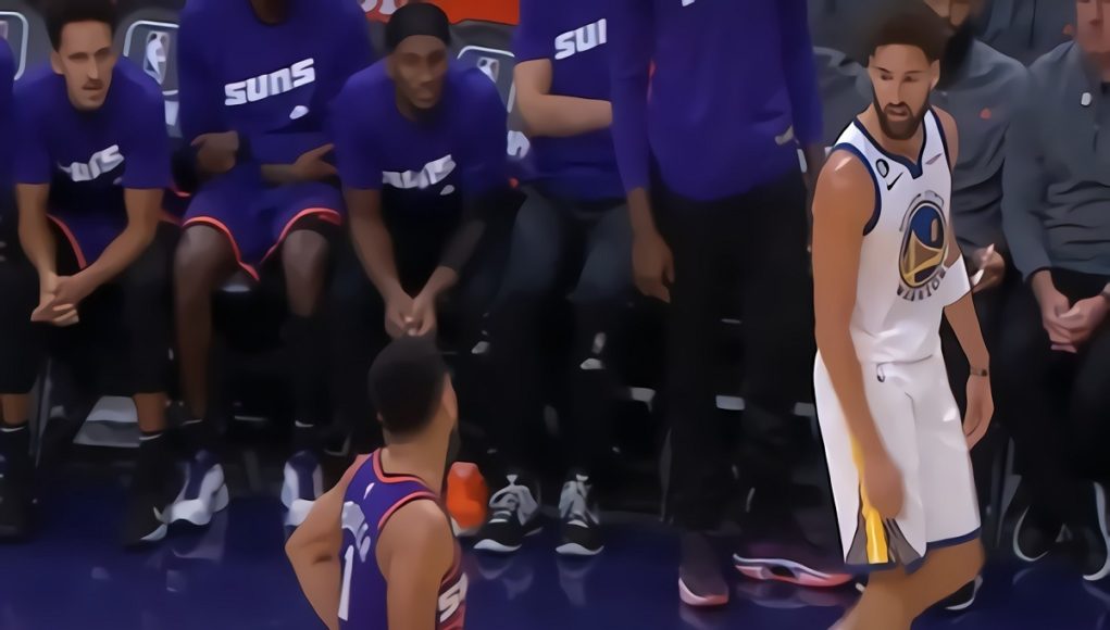 klay-thompson-devin-booker-fight-reaction