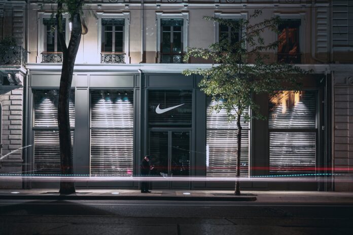 kyrie-irving-nike-boycott-conspiracy-2