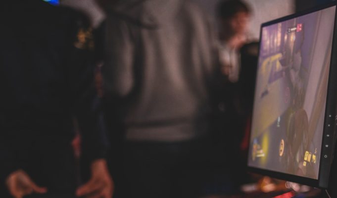 Luka Doncic's Overwatch 2 Skills Go Viral After Gamer Randomly Runs into Him During Twitch Stream