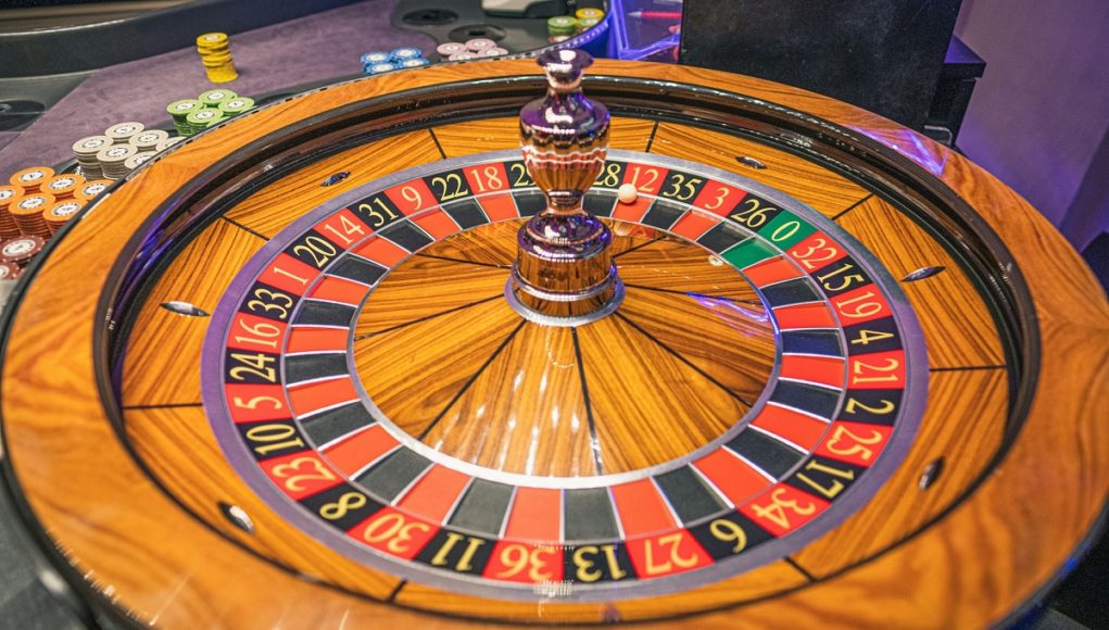 man-bet-his-entire-life-savings-on-roulette-spin